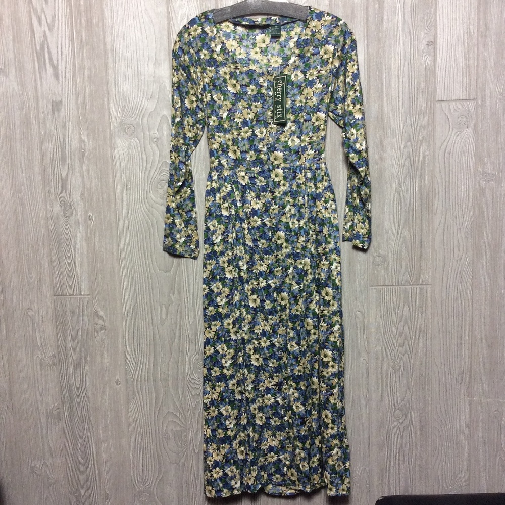 NWT Vintage Floral Dress